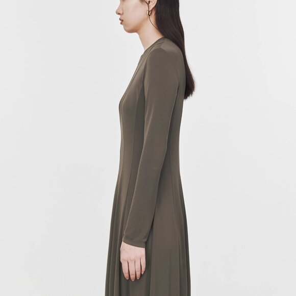 CHICJOC Japanese Imported Eco-Cool Viscose Dress – Minimalist Elegance sz 40 - Picture 9 of 16
